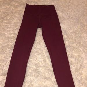 Lululemon Wunder Under leggings